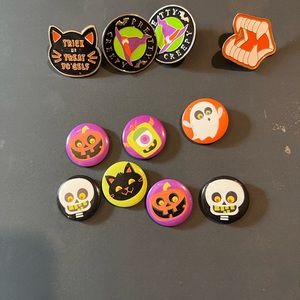 Halloween pinback buttons